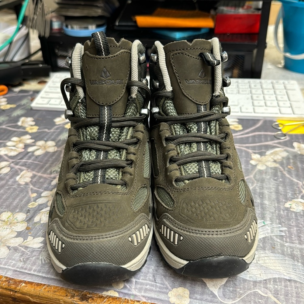 Kids Vasque waterproof boots Never worn